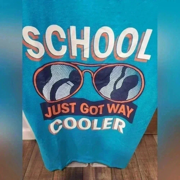 Boys Size XL 14 The Children’s Place Graphic Tee "  School Just Got Way Cooler" - Picture 2 of 5